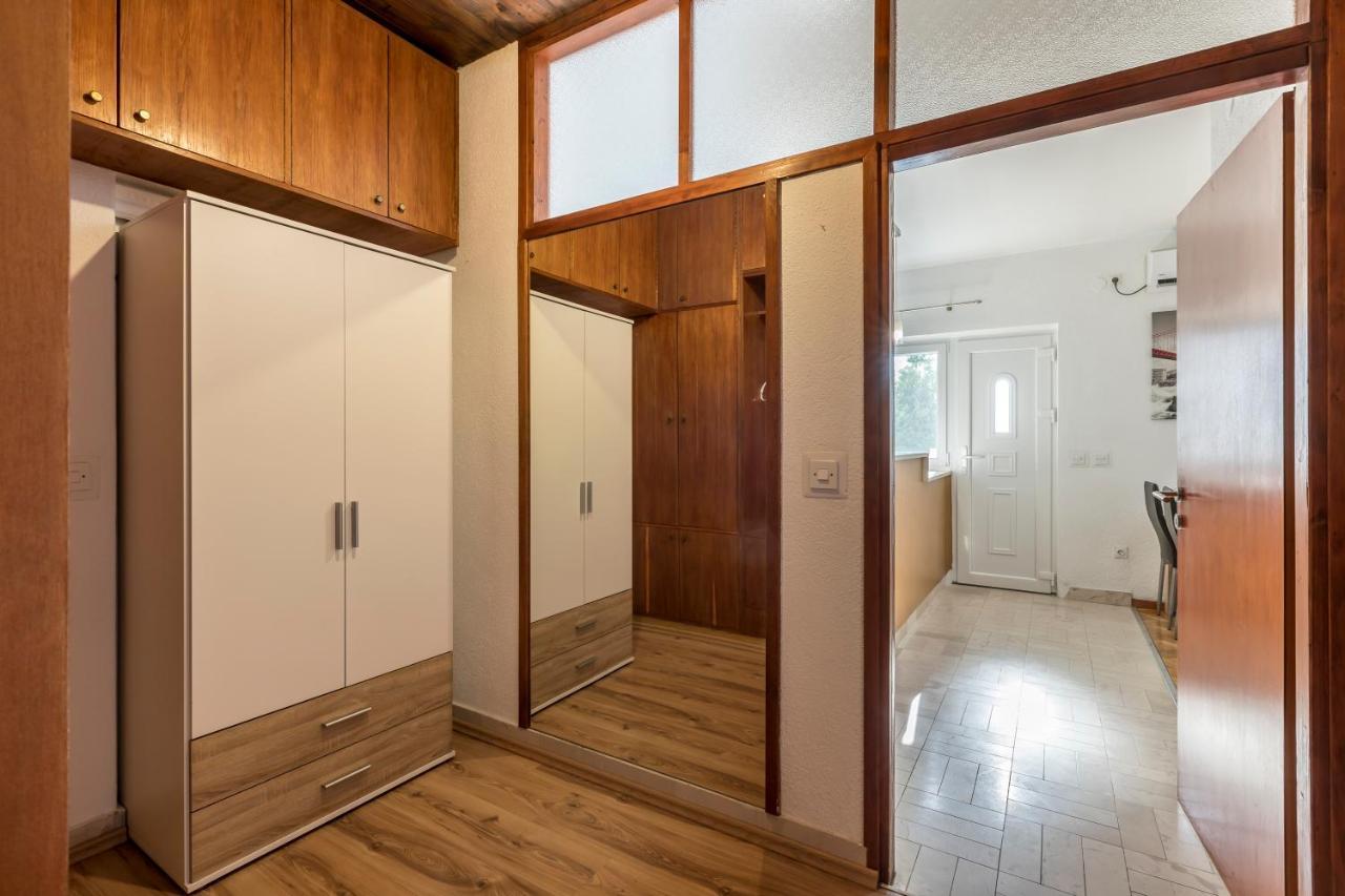 House With Private Pool Magdalena Apartment Podstrana Luaran gambar